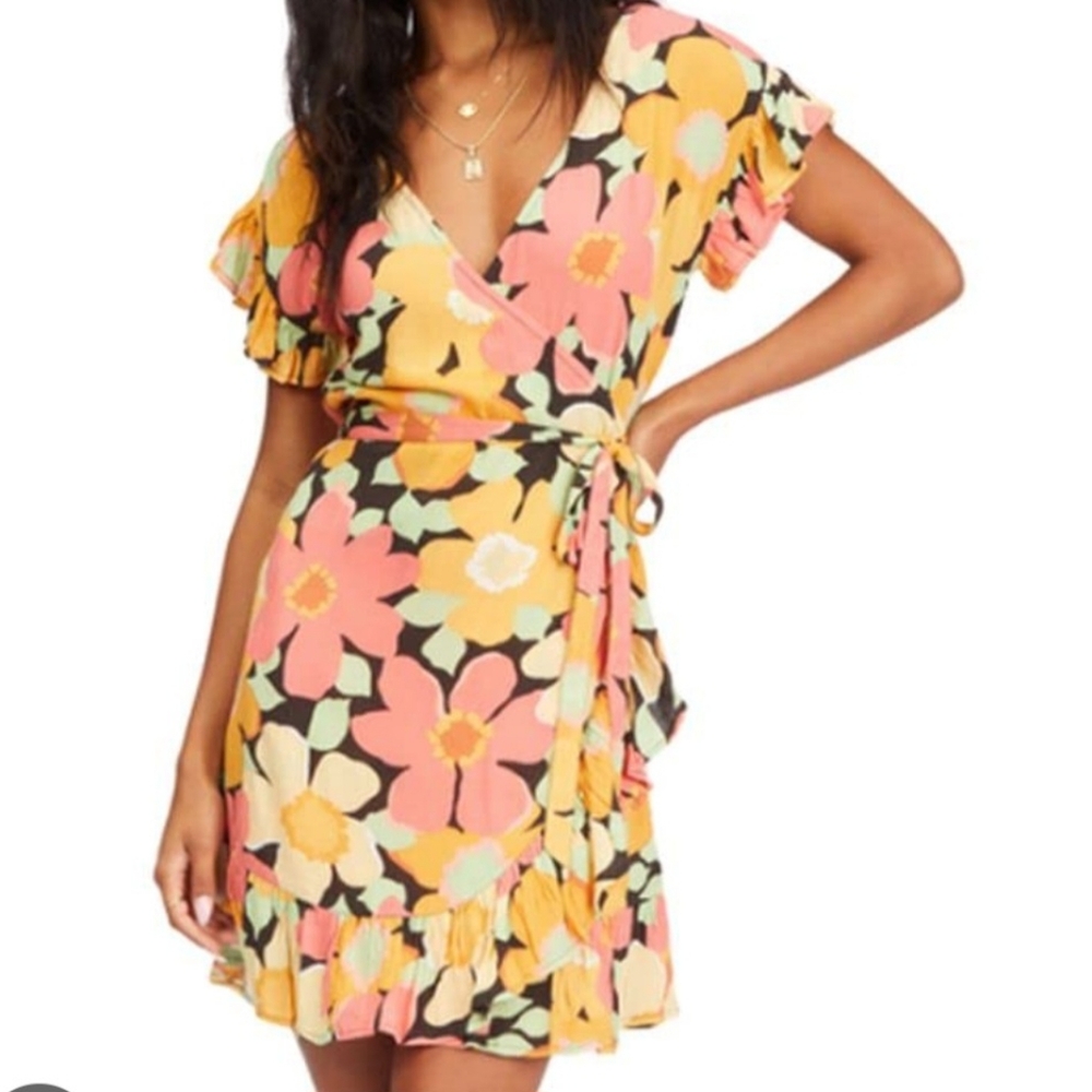 Billabong Coral and Green Floral Dress